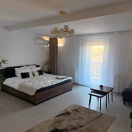 Апартаменти Brand New With Self Check In - Spital Fundeni -dragonul Rosu Бухарест