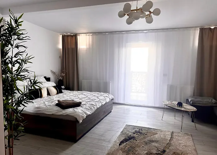 Brand New With Self Check In - Spital Fundeni -dragonul Rosu Бухарест