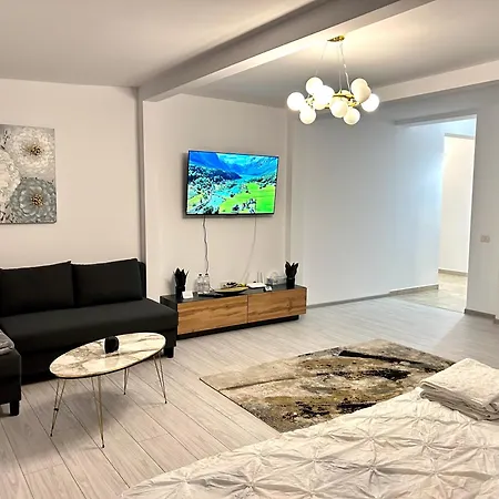 Brand New With Self Check In - Spital Fundeni -dragonul Rosu *